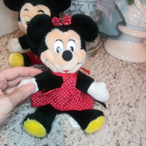 Vintage Disneyland Souvenir Plush Mickey & Minnie Set - Picture 2 of 8